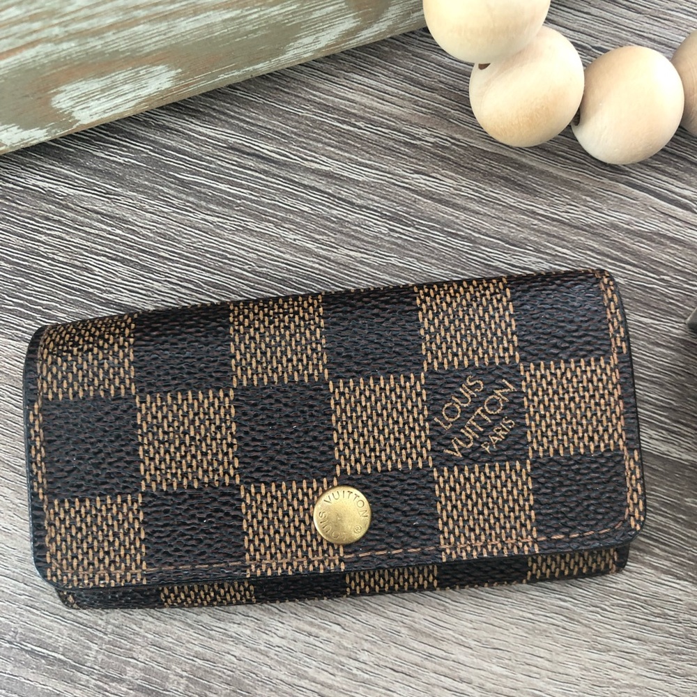 SOLD Damier Ebene 4 Key Holder